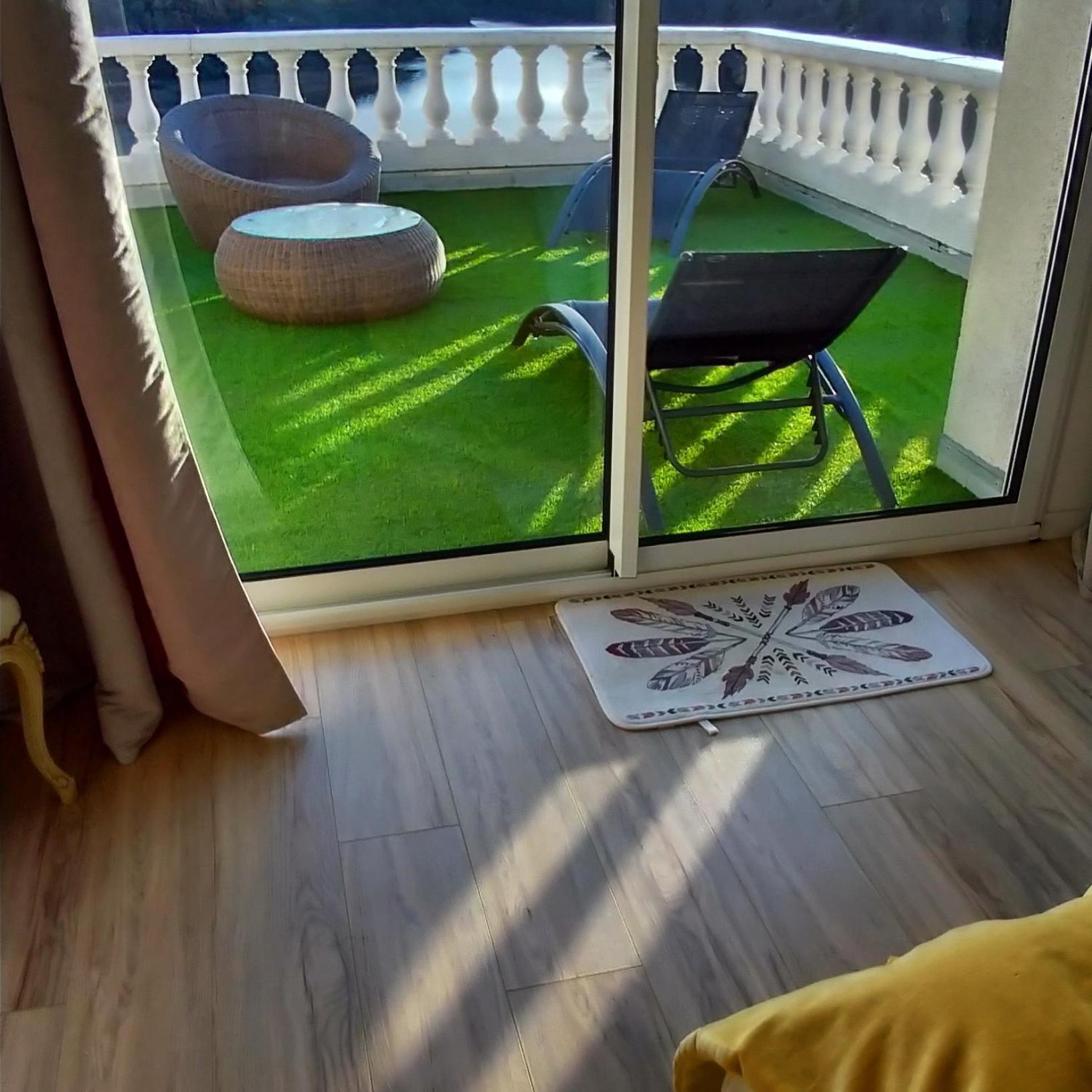 Ma Villa Au Bord De L'Eau Miremont  Esterno foto